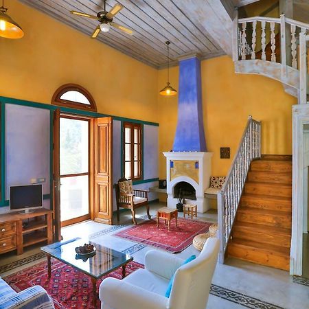 Meyísti Villa Pera Meria מראה חיצוני תמונה